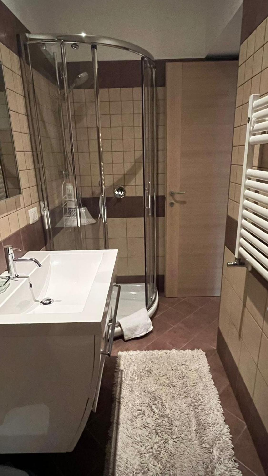 Dng House - Vatican 80 Square Рим Екстериор снимка